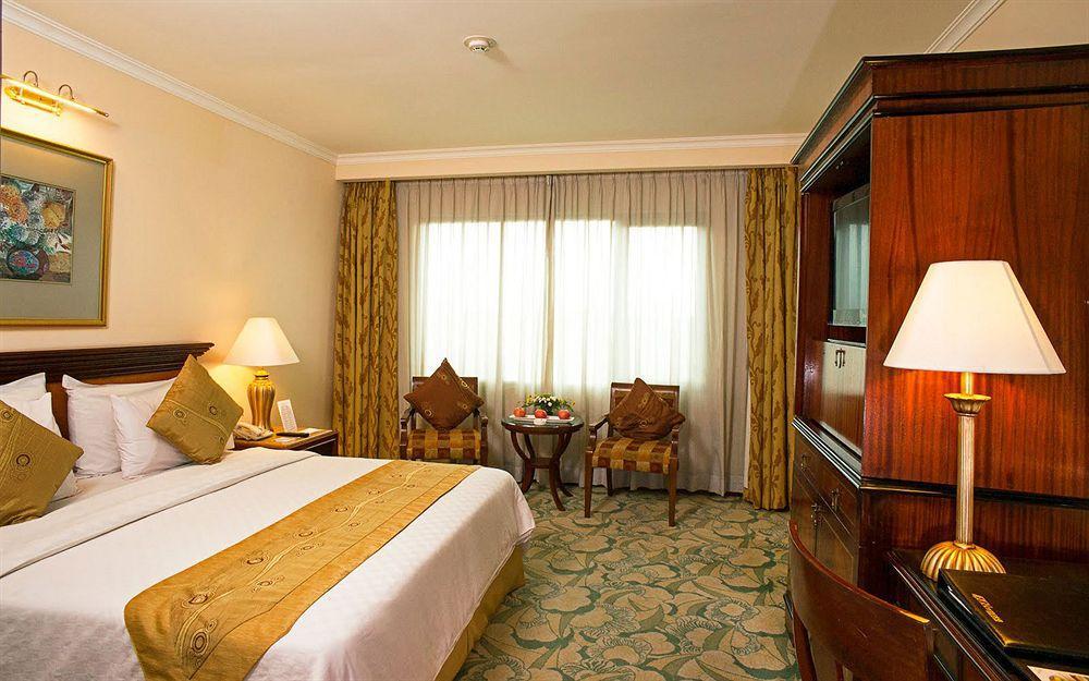 Hotel Aston Tropicana Bandung
