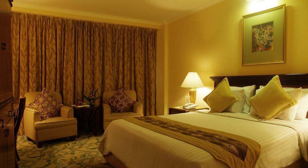Aston Tropicana Hotel 4*