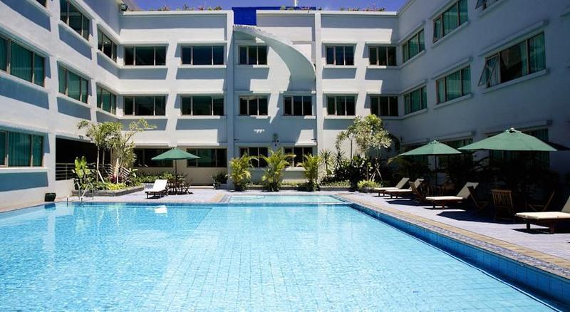Aston Tropicana 4*