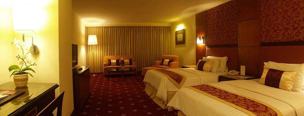 Aston Tropicana Hotel 4*